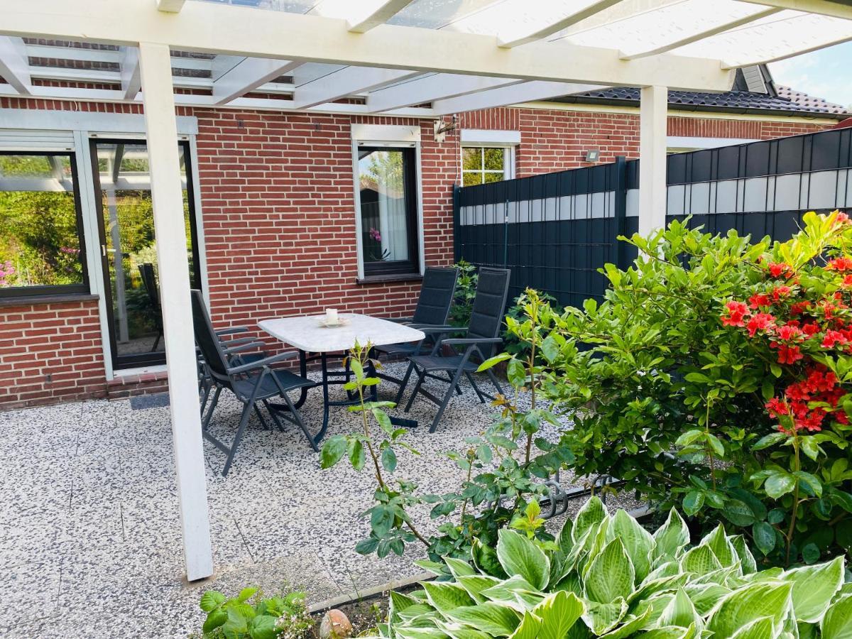 Ferienhaus An Der Kueste Im Luftkurort Hage Villa Esterno foto