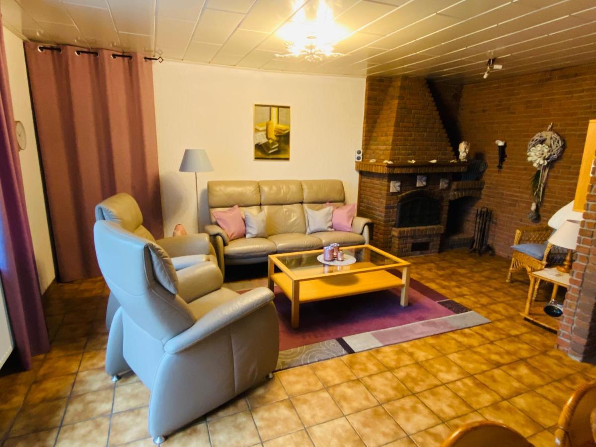 Ferienhaus An Der Kueste Im Luftkurort Hage Villa Esterno foto